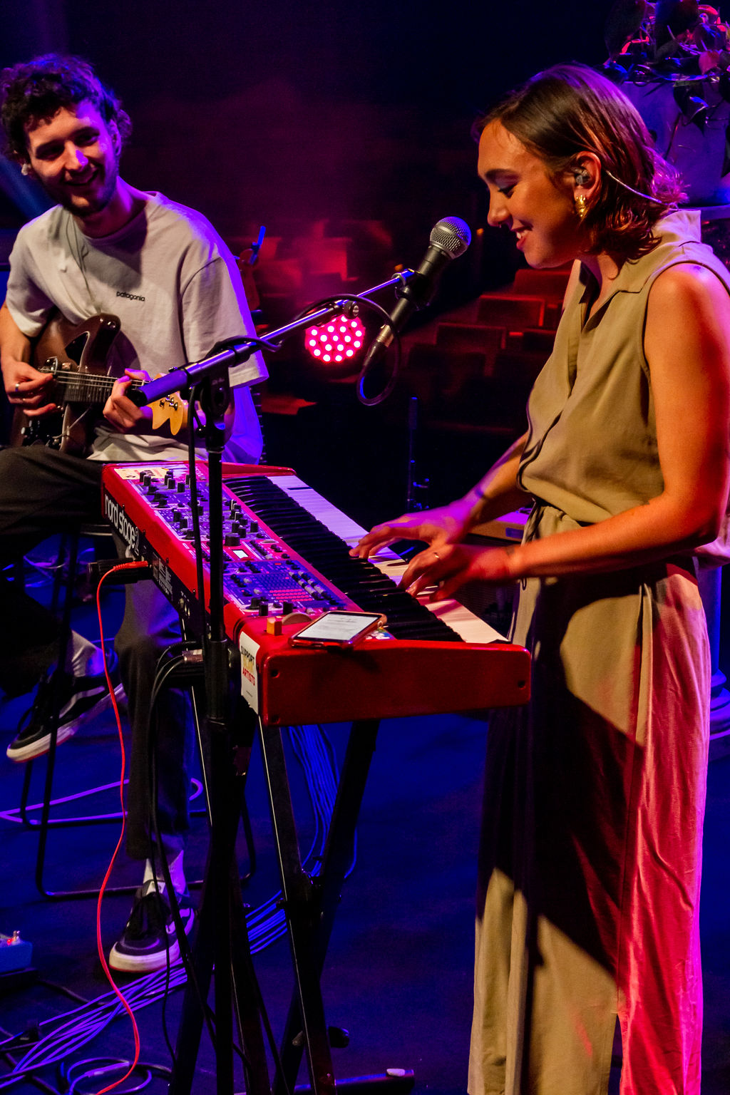 Alice Skye performing at Vault Sessions. 